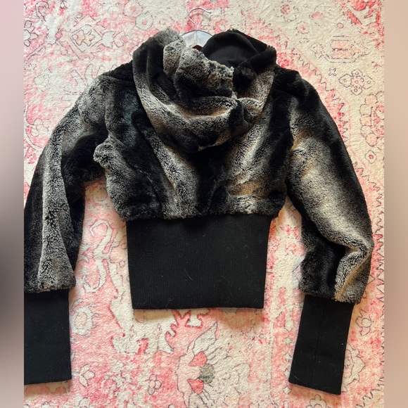 Bebe Fur hoodie jacket pom poms - Picture 2 of 10